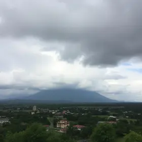 previsão do tempo em Araguari