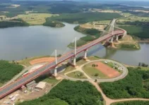 interdição da ponte entre Goiás e Minas