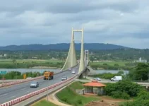 interdição da ponte entre Goiás e Minas